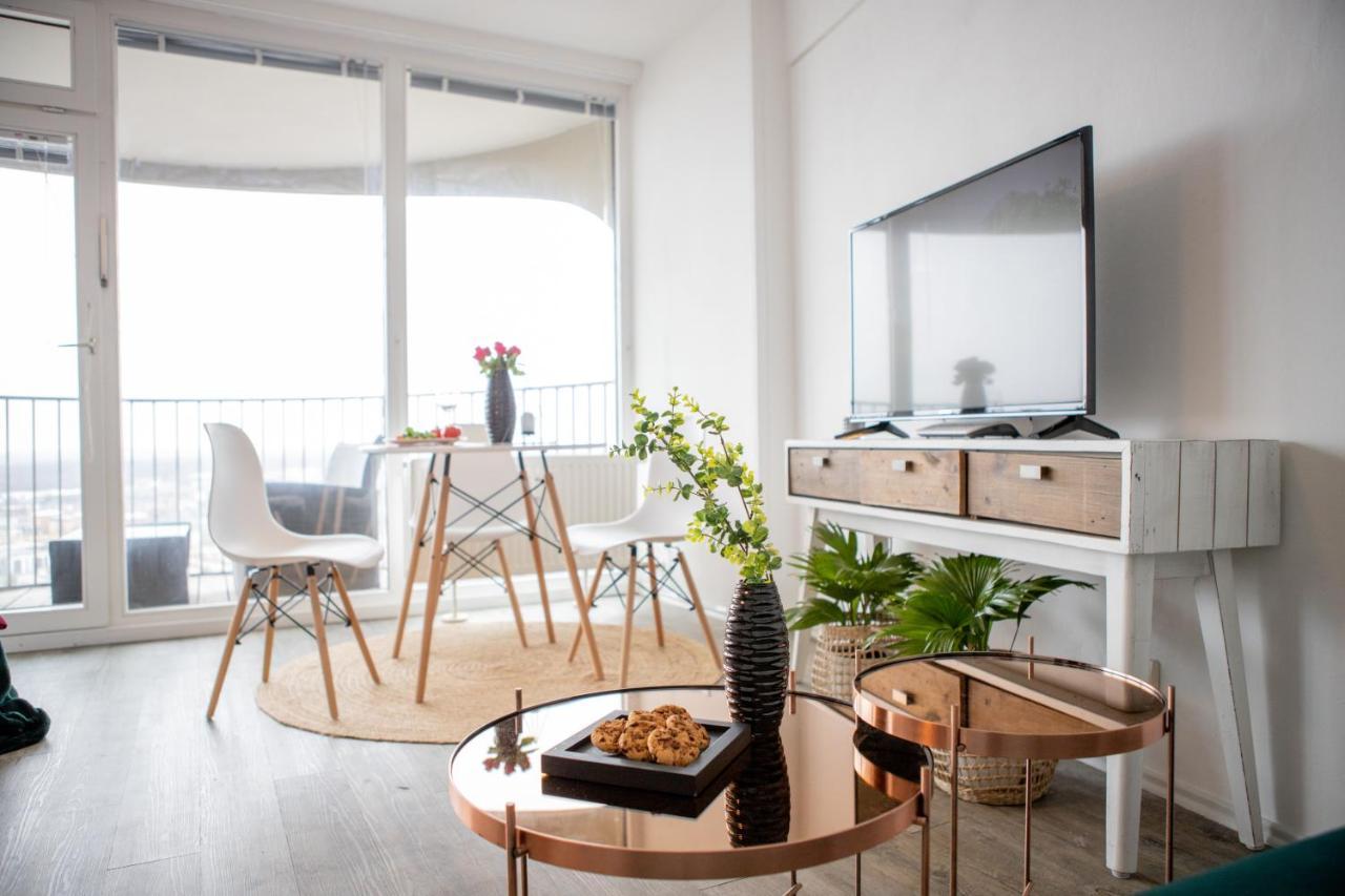 Modernes Apartment Mit Tollem Blick Ueber Die Stadt Augsburg Exterior foto