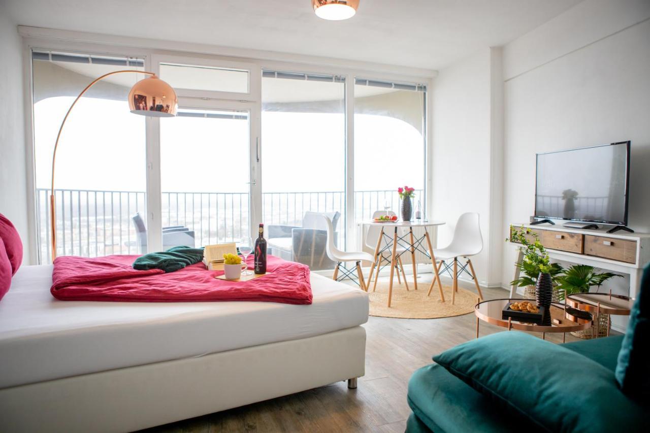 Modernes Apartment Mit Tollem Blick Ueber Die Stadt Augsburg Exterior foto